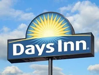 Hotel Days Inn & Suites By Wyndham Jamaica Jfk Airport New York