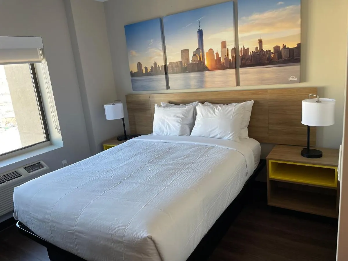 Hotel Days Inn & Suites By Wyndham Jamaica Jfk Airport New York