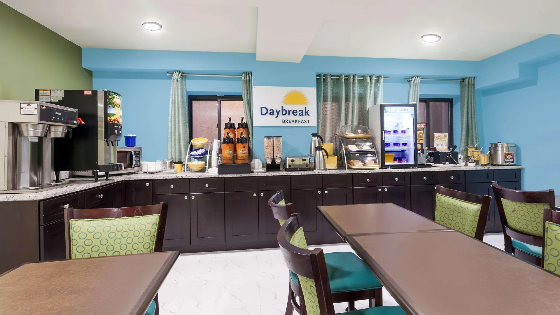 Days Inn & Suites By Wyndham Jamaica Jfk Airport New York Hotel